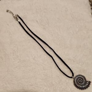 Elegant Black and Silver Shell Pendant Necklace